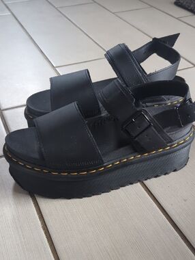 Dr Marten Platform Sandals
